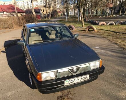 Серый Альфа Ромео 75, объемом двигателя 1.6 л и пробегом 200 тыс. км за 900 $, фото 2 на Automoto.ua