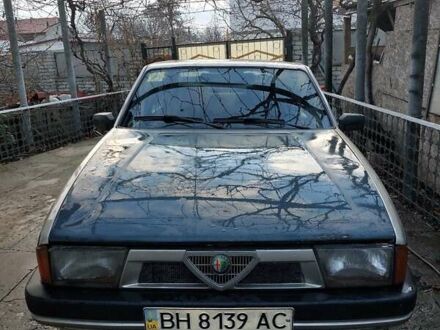 Сірий Альфа Ромео 75, об'ємом двигуна 1.6 л та пробігом 158 тис. км за 1500 $, фото 1 на Automoto.ua