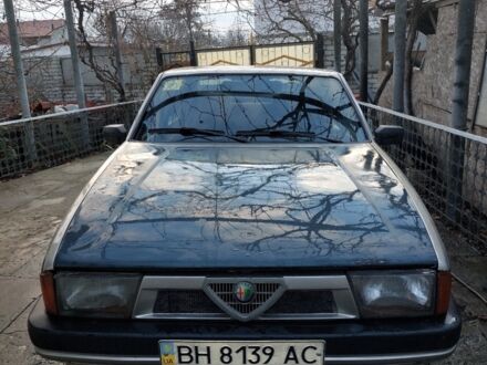 Сірий Альфа Ромео 75, об'ємом двигуна 1.6 л та пробігом 158 тис. км за 1500 $, фото 1 на Automoto.ua