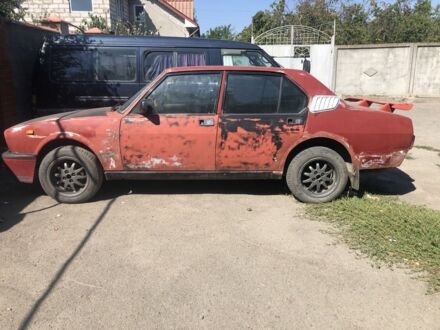 Червоний Альфа Ромео Alfetta, об'ємом двигуна 2 л та пробігом 2 тис. км за 800 $, фото 1 на Automoto.ua