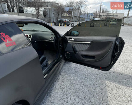 Черный Альфа Ромео Брера, объемом двигателя 2.4 л и пробегом 200 тыс. км за 10000 $, фото 2 на Automoto.ua