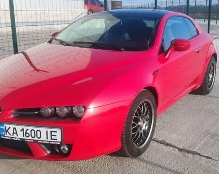 Червоний Альфа Ромео Brera, об'ємом двигуна 2.2 л та пробігом 252 тис. км за 9000 $, фото 1 на Automoto.ua