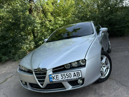 Альфа Ромео Брера 2007 в Кривом Роге на Automoto.ua Серый Альфа Ромео Брера, объемом двигателя 2.39 л и пробегом 184 тыс. км за 13500 $, фото 1 на Automoto.ua