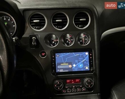 Синій Альфа Ромео Brera, об'ємом двигуна 2.2 л та пробігом 153 тис. км за 10800 $, фото 35 на Automoto.ua