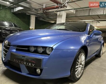 Синий Альфа Ромео Брера, объемом двигателя 2.2 л и пробегом 153 тыс. км за 10800 $, фото 5 на Automoto.ua