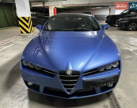 Синий Альфа Ромео Брера, объемом двигателя 2.2 л и пробегом 153 тыс. км за 10800 $, фото 2 на Automoto.ua