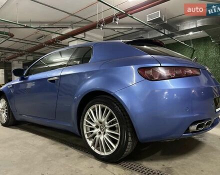 Синий Альфа Ромео Брера, объемом двигателя 2.2 л и пробегом 153 тыс. км за 10800 $, фото 8 на Automoto.ua