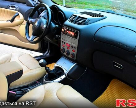 Черный Альфа Ромео ГТ, объемом двигателя 1.9 л и пробегом 227 тыс. км за 4200 $, фото 9 на Automoto.ua