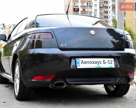 Черный Альфа Ромео ГТ, объемом двигателя 1.9 л и пробегом 227 тыс. км за 4200 $, фото 5 на Automoto.ua