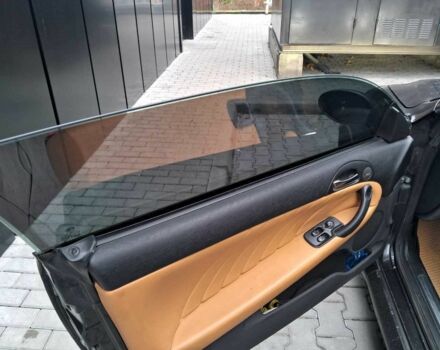 Черный Альфа Ромео ГТ, объемом двигателя 1.9 л и пробегом 298 тыс. км за 4000 $, фото 4 на Automoto.ua