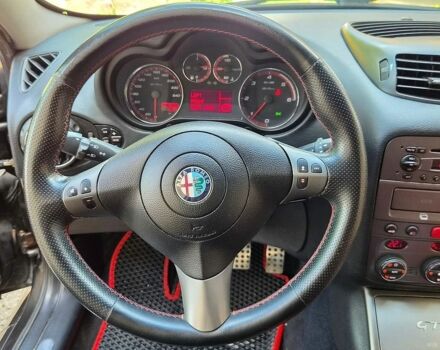 Чорний Альфа Ромео GT, об'ємом двигуна 1.91 л та пробігом 247 тис. км за 5900 $, фото 17 на Automoto.ua