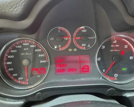 Чорний Альфа Ромео GT, об'ємом двигуна 1.91 л та пробігом 247 тис. км за 5900 $, фото 16 на Automoto.ua