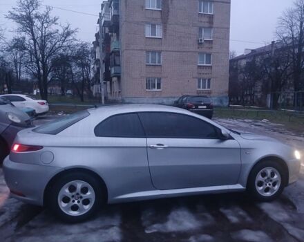 Сірий Альфа Ромео GT, об'ємом двигуна 2 л та пробігом 190 тис. км за 3600 $, фото 5 на Automoto.ua