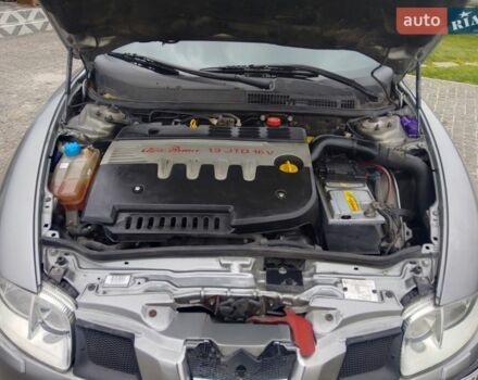 Серый Альфа Ромео ГТ, объемом двигателя 1.91 л и пробегом 245 тыс. км за 3999 $, фото 16 на Automoto.ua