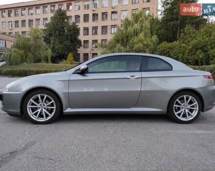 Сірий Альфа Ромео GT, об'ємом двигуна 2 л та пробігом 217 тис. км за 6200 $, фото 6 на Automoto.ua