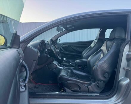 Серый Альфа Ромео ГТ, объемом двигателя 2 л и пробегом 196 тыс. км за 4790 $, фото 8 на Automoto.ua