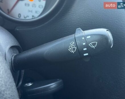 Серый Альфа Ромео ГТ, объемом двигателя 1.97 л и пробегом 196 тыс. км за 5590 $, фото 19 на Automoto.ua