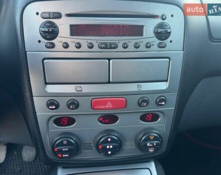 Серый Альфа Ромео ГТ, объемом двигателя 1.97 л и пробегом 196 тыс. км за 5590 $, фото 22 на Automoto.ua