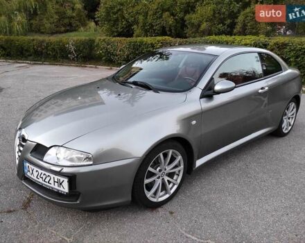 Сірий Альфа Ромео GT, об'ємом двигуна 2 л та пробігом 217 тис. км за 6200 $, фото 2 на Automoto.ua
