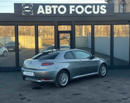 Серый Альфа Ромео ГТ, объемом двигателя 2 л и пробегом 196 тыс. км за 4790 $, фото 4 на Automoto.ua