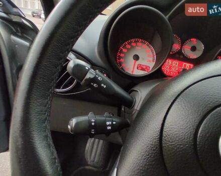 Сірий Альфа Ромео GT, об'ємом двигуна 2 л та пробігом 217 тис. км за 6200 $, фото 48 на Automoto.ua
