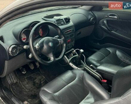 Серый Альфа Ромео ГТ, объемом двигателя 1.91 л и пробегом 245 тыс. км за 3999 $, фото 8 на Automoto.ua