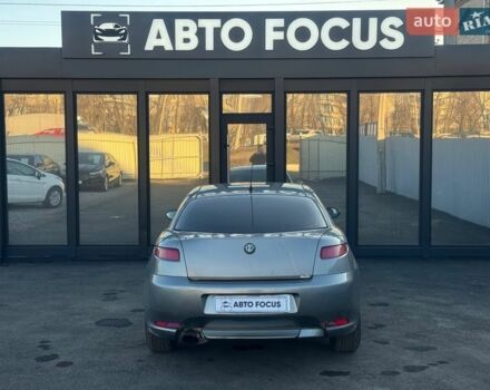 Серый Альфа Ромео ГТ, объемом двигателя 1.97 л и пробегом 196 тыс. км за 5590 $, фото 6 на Automoto.ua