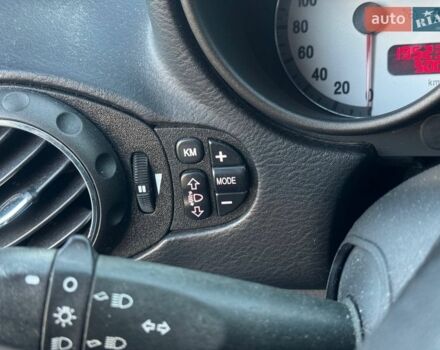 Серый Альфа Ромео ГТ, объемом двигателя 1.97 л и пробегом 196 тыс. км за 5590 $, фото 14 на Automoto.ua