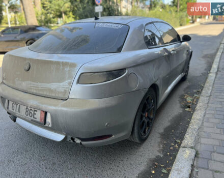 Сірий Альфа Ромео GT, об'ємом двигуна 1.9 л та пробігом 200 тис. км за 1999 $, фото 3 на Automoto.ua