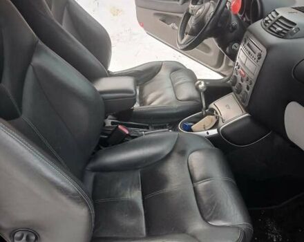 Серый Альфа Ромео ГТ, объемом двигателя 1.97 л и пробегом 190 тыс. км за 3700 $, фото 14 на Automoto.ua