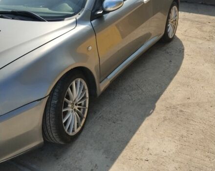 Серый Альфа Ромео ГТ, объемом двигателя 1.9 л и пробегом 273 тыс. км за 3000 $, фото 3 на Automoto.ua