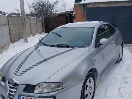 Сірий Альфа Ромео GT, об'ємом двигуна 1.97 л та пробігом 190 тис. км за 3600 $, фото 1 на Automoto.ua