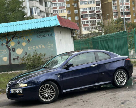 Синий Альфа Ромео ГТ, объемом двигателя 1.97 л и пробегом 200 тыс. км за 4600 $, фото 3 на Automoto.ua