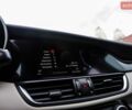 Білий Альфа Ромео Джулія, об'ємом двигуна 2.89 л та пробігом 77 тис. км за 43000 $, фото 81 на Automoto.ua