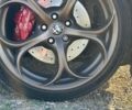 Белый Альфа Ромео Джулия, объемом двигателя 2 л и пробегом 92 тыс. км за 16800 $, фото 29 на Automoto.ua