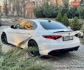 Белый Альфа Ромео Джулия, объемом двигателя 2 л и пробегом 146 тыс. км за 18000 $, фото 6 на Automoto.ua