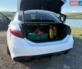 Белый Альфа Ромео Джулия, объемом двигателя 2 л и пробегом 92 тыс. км за 16800 $, фото 73 на Automoto.ua