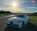 Белый Альфа Ромео Джулия, объемом двигателя 2 л и пробегом 90 тыс. км за 19800 $, фото 1 на Automoto.ua