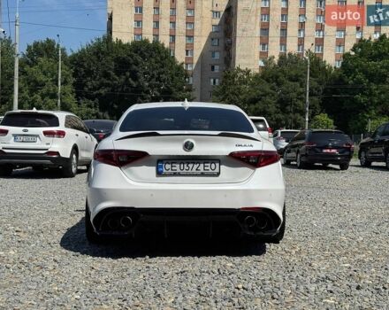 Белый Альфа Ромео Джулия, объемом двигателя 2.89 л и пробегом 48 тыс. км за 43000 $, фото 4 на Automoto.ua