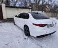 Белый Альфа Ромео Джулия, объемом двигателя 2 л и пробегом 88 тыс. км за 16000 $, фото 3 на Automoto.ua