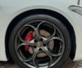 Білий Альфа Ромео Джулія, об'ємом двигуна 2 л та пробігом 95 тис. км за 22500 $, фото 14 на Automoto.ua