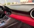 Белый Альфа Ромео Джулия, объемом двигателя 2 л и пробегом 135 тыс. км за 16800 $, фото 25 на Automoto.ua