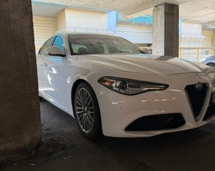 Білий Альфа Ромео Джулія, об'ємом двигуна 2 л та пробігом 87 тис. км за 20500 $, фото 1 на Automoto.ua