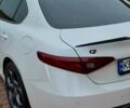 Білий Альфа Ромео Джулія, об'ємом двигуна 2 л та пробігом 95 тис. км за 22500 $, фото 8 на Automoto.ua
