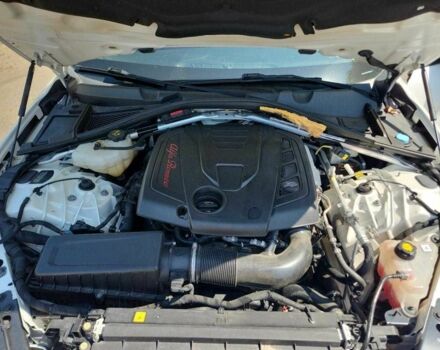 Білий Альфа Ромео Джулія, об'ємом двигуна 2 л та пробігом 95 тис. км за 3800 $, фото 10 на Automoto.ua