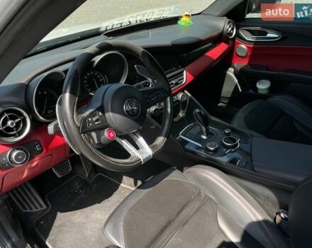 Білий Альфа Ромео Джулія, об'ємом двигуна 2.89 л та пробігом 48 тис. км за 38500 $, фото 14 на Automoto.ua