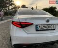 Білий Альфа Ромео Джулія, об'ємом двигуна 2 л та пробігом 85 тис. км за 21700 $, фото 34 на Automoto.ua