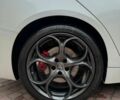 Белый Альфа Ромео Джулия, объемом двигателя 2 л и пробегом 95 тыс. км за 22200 $, фото 15 на Automoto.ua