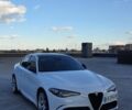 Белый Альфа Ромео Джулия, объемом двигателя 2 л и пробегом 98 тыс. км за 24380 $, фото 43 на Automoto.ua