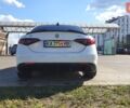 Білий Альфа Ромео Джулія, об'ємом двигуна 2 л та пробігом 89 тис. км за 24380 $, фото 8 на Automoto.ua